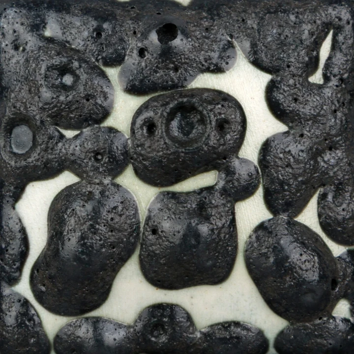 Szkliwo Mayco Stoneware SW465 Black Moon Rocks - wypał 1305°C (Cone 10)